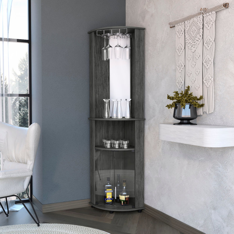 Ensemble de bar à 3 tablettes en chêne, avec des portes en verre simples et une disposition fonctionnelle élégante