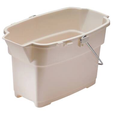 Rubbermaid 2.1 Bushel White Large Hip-Hugger Portable Plastic