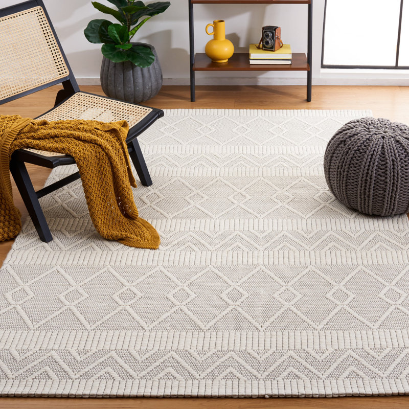 Amaleta Hand Loomed Performance Geometric Rug, Rectangle 5' x 8'