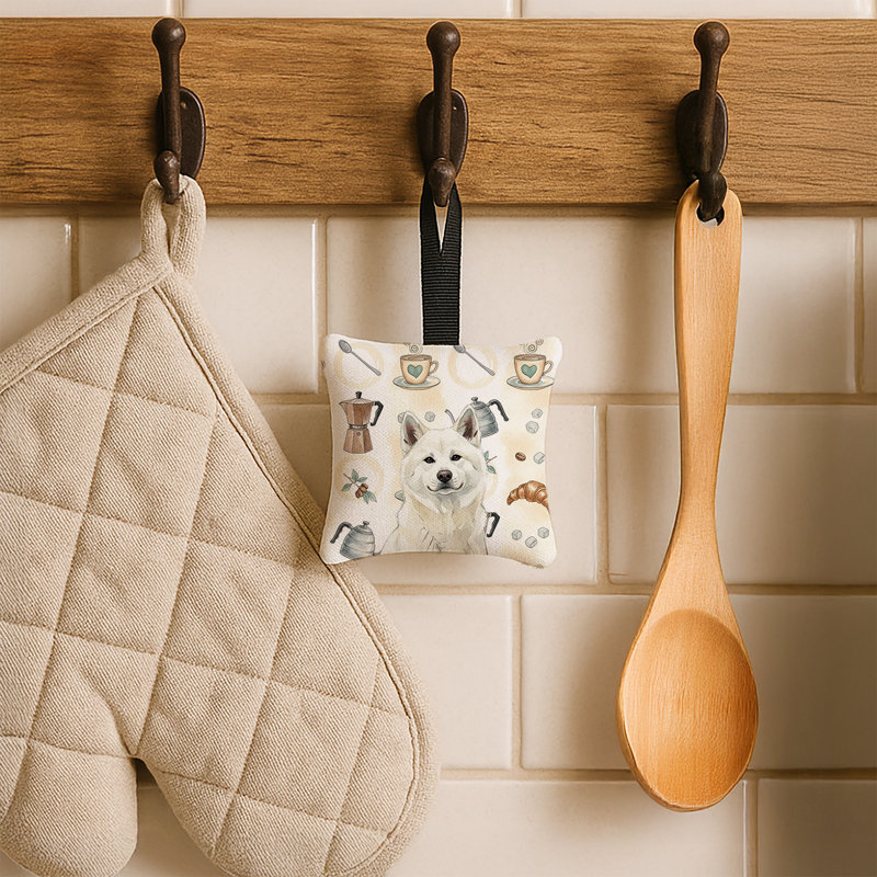 Ornement suspendu en tissu blanc Akita, Akita White