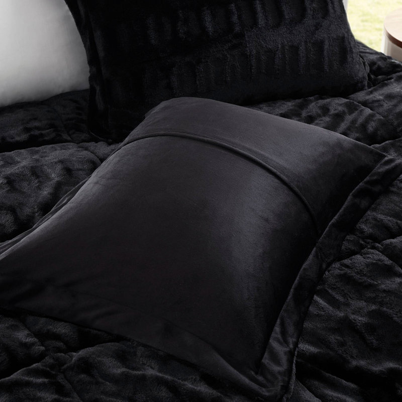 Plush Reversible Faux Fur Comforter Set