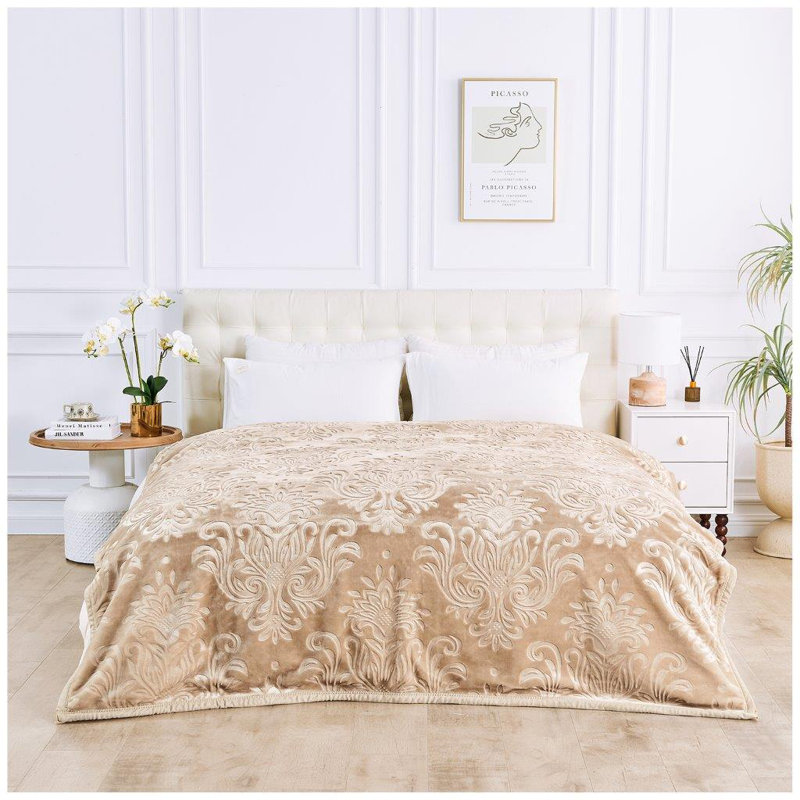Arvelle Weighted Throw Blanket, Natural