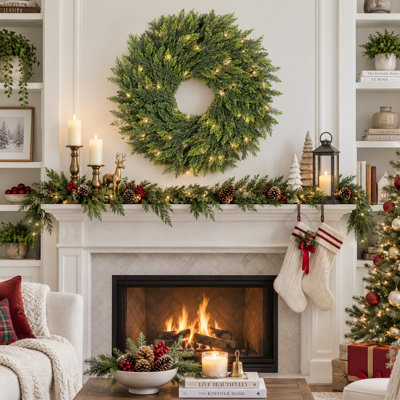 Guirlande de Noël artificielle de 66 cm avec feuillage de cyprès dense, guirlande de pin artificiel réaliste pour foyer, escalier, guirlande de verdure simple pour décoration de Noël intérieure et extérieure, guirlande de verdure vierge à assembler soi-même pour les fêtes.