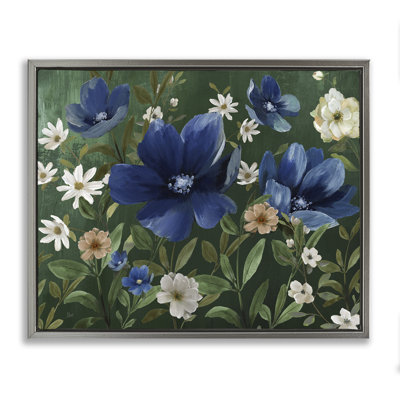 Floraison de fleurs dans la nature