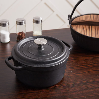 Belfry Kitchen Glenorie 1L Cast Iron Round Dutch Oven