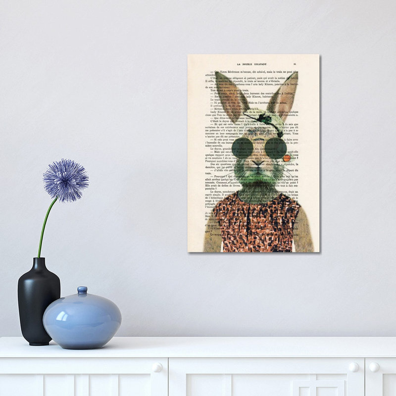 «Vintage Rabbit» par Coco De Paris, impression sur toile tendue, H 18 po x l 12 po x 1,5 po