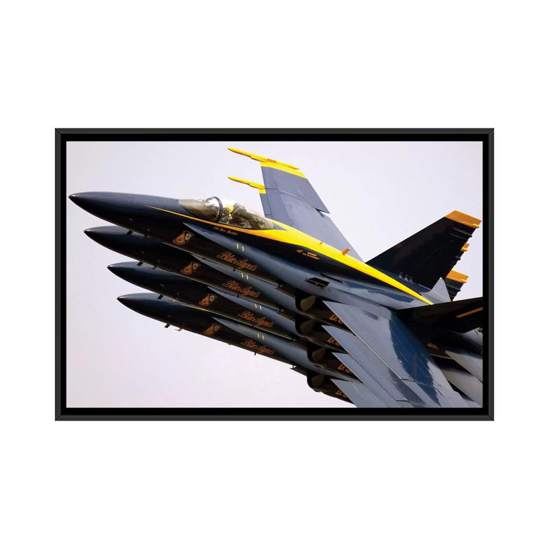 « 4 blue anges f/a-18c hornetse echelon parade », reproduction de photo sur toile, H 18 po x l 26 po x P 1,5 po, Pas de tapis