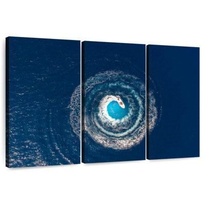 Senne Boat Driving Circles