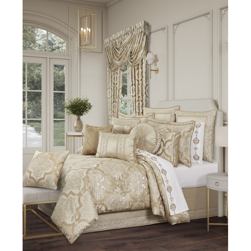 Queen White Reversible Embroidered Plush Bedding Set