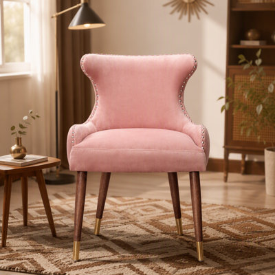 Fauteuil d'appoint en velours exquis avec garniture cloutée pour un confort accru et un style intemporel dans tout décor intérieur