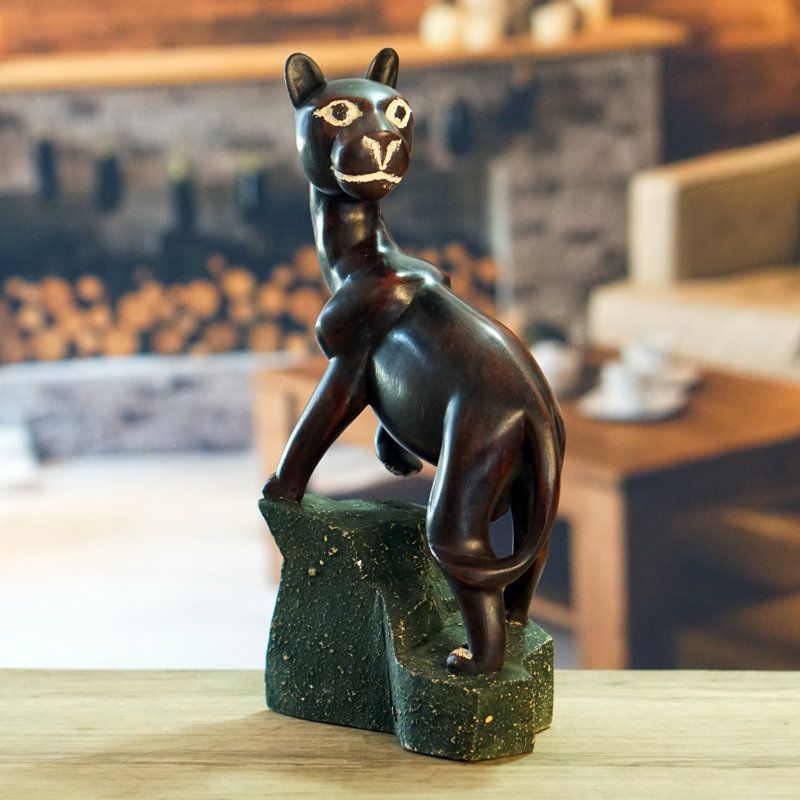 «Save Our Wildlife Sculpture»