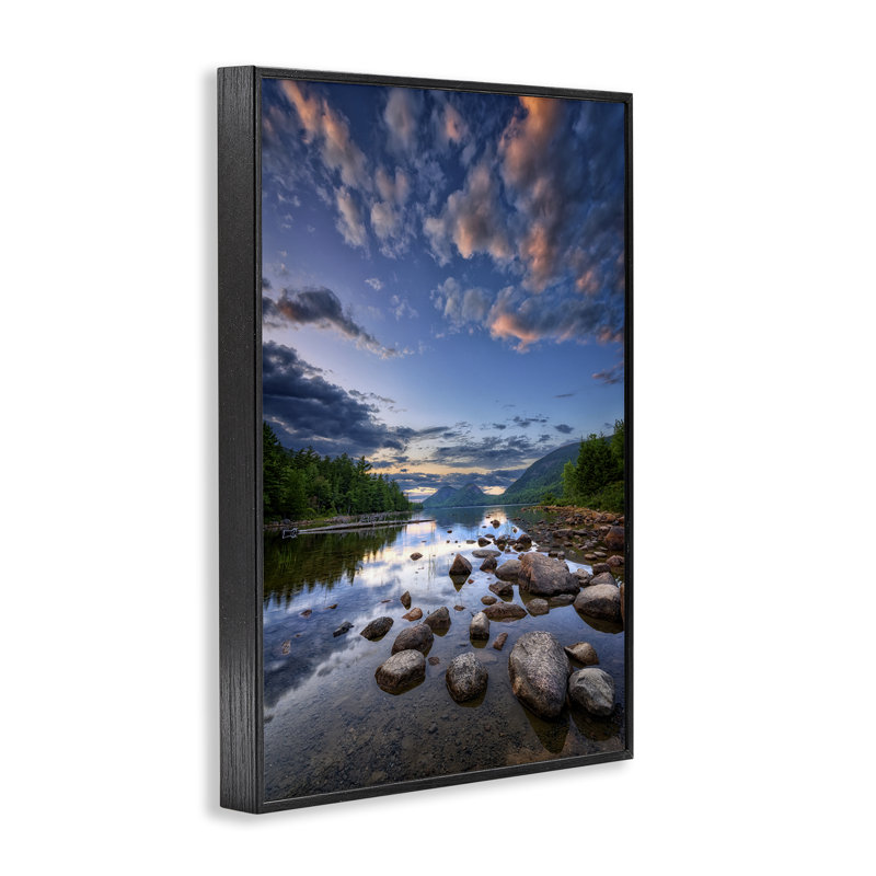 «Rocky Mountainous Shore», estampe numérique par Rick Berk, Giclée encadrée noir minuit, H 24 po x l 16 po