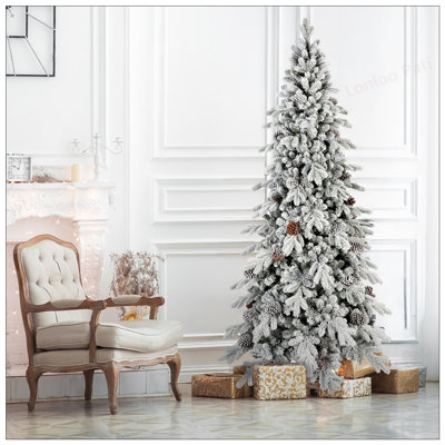 Arbre de Noël 8 pi en PE et en PVC avec 44 pommes de pin naturelles - 1634 pointes