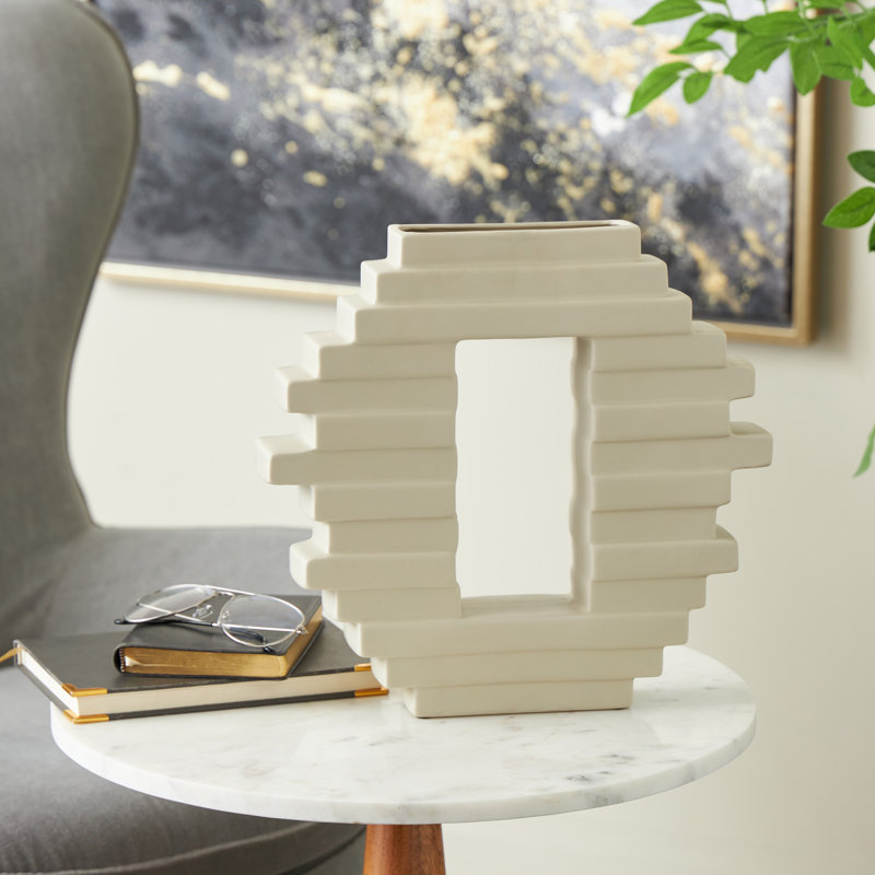 Vase décoratif en céramique Cole and Grey, H 12,35 po x l 12,9 po x P 2,95 po, H 10,2 po x l 12,1 po x P 2,4 po