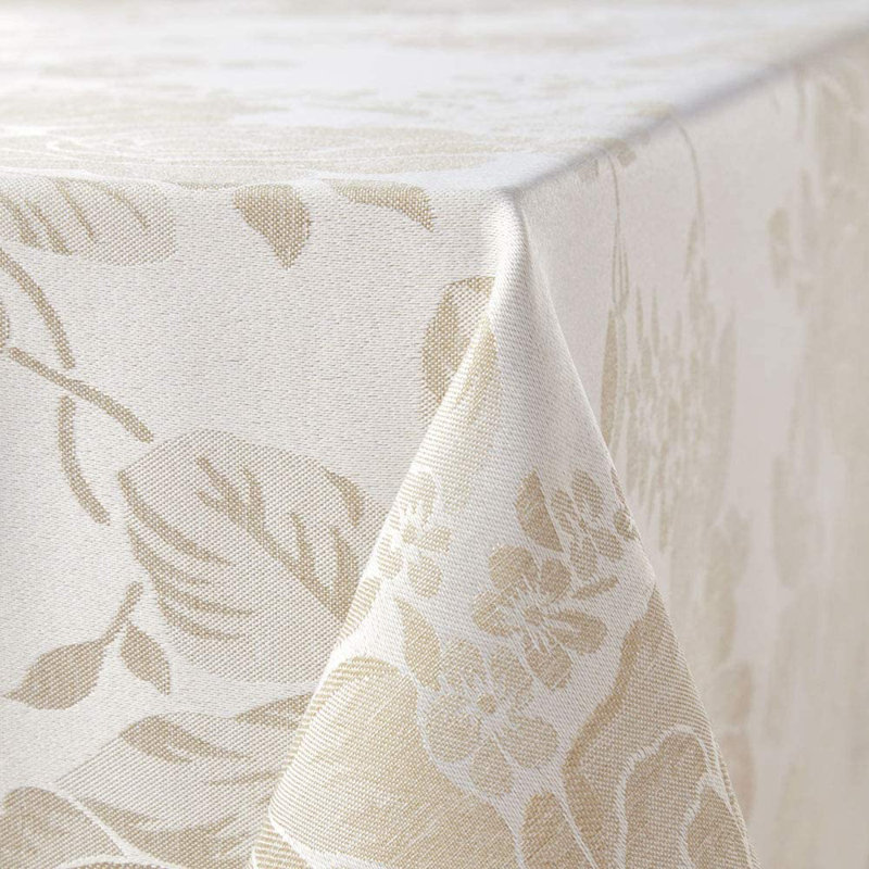Ruckersville Floral Round Tablecloth