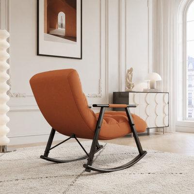 Chaise longue berçante pliante avec dossier réglable, repose-pieds et poches latérales