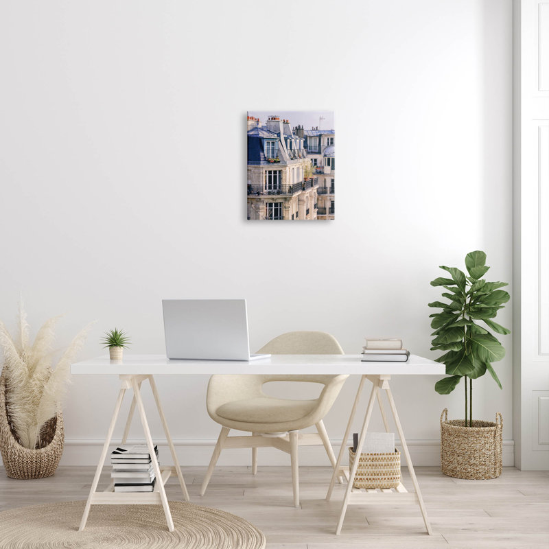 "Parisian Architecture Bâtiments", art mural par Carina Okula, L 16 po x H 20 po, Toile tendue