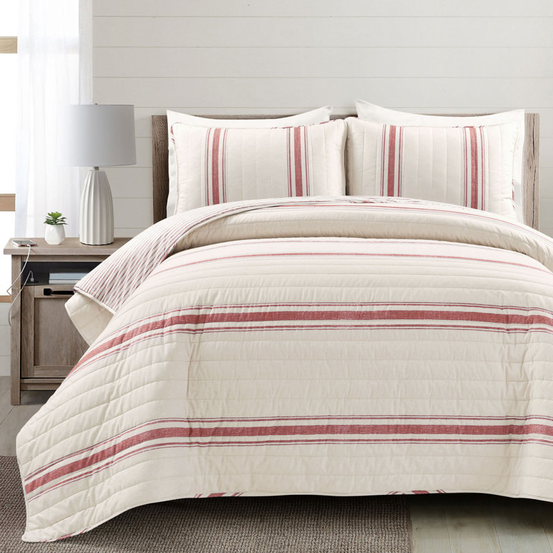 Gilroy Farmhouse / Country Cotton Striped Quilt, Full/Queen Quilt  + 2 Shams, Red