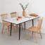 Table de salle à manger de 47 po extensible à 63 po en MDF carré à motif de marbre blanc, cuisine industrielle moderne et table de salle à manger, équipée de pieds fuselés en métal noir