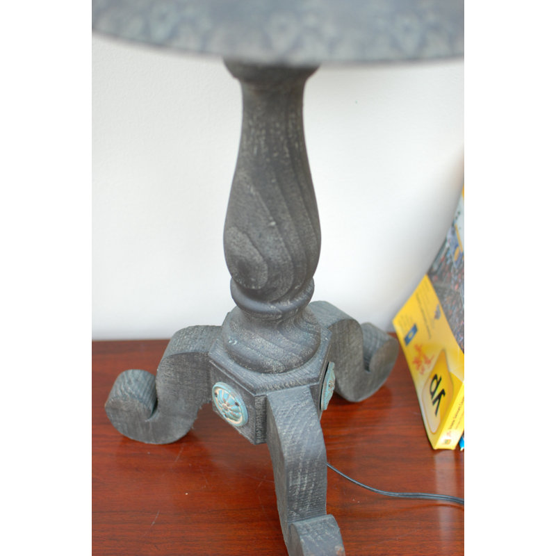 Nostalgia Metal Table Lamp
