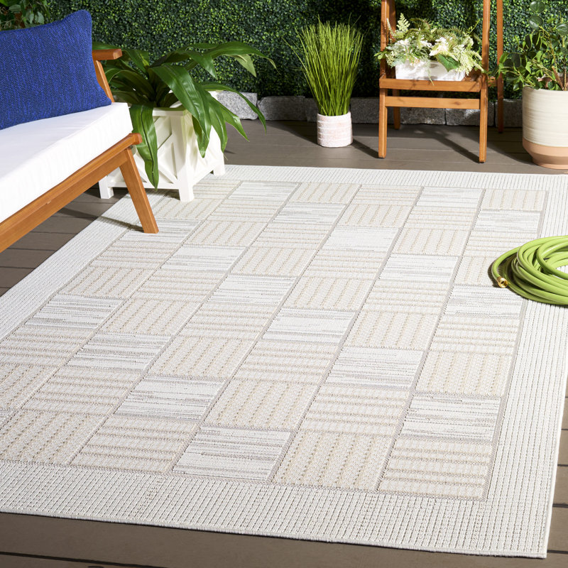 Veranda Performance Geometric Indoor Rug, Rectangle 5'3" x 7'6"