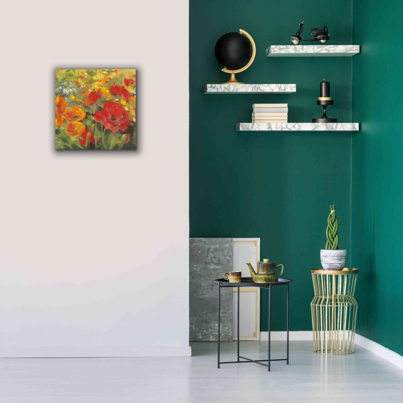 «Aaraiz Oriental Poppy Field I on Canvas» par Carol Rowan, reproduction, H 18 po x l 18 po x P 0,75 po