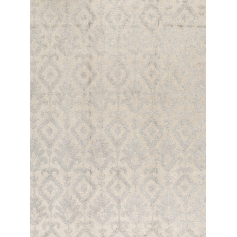 Wool Ikat Area Rug in Light Gray/Beige