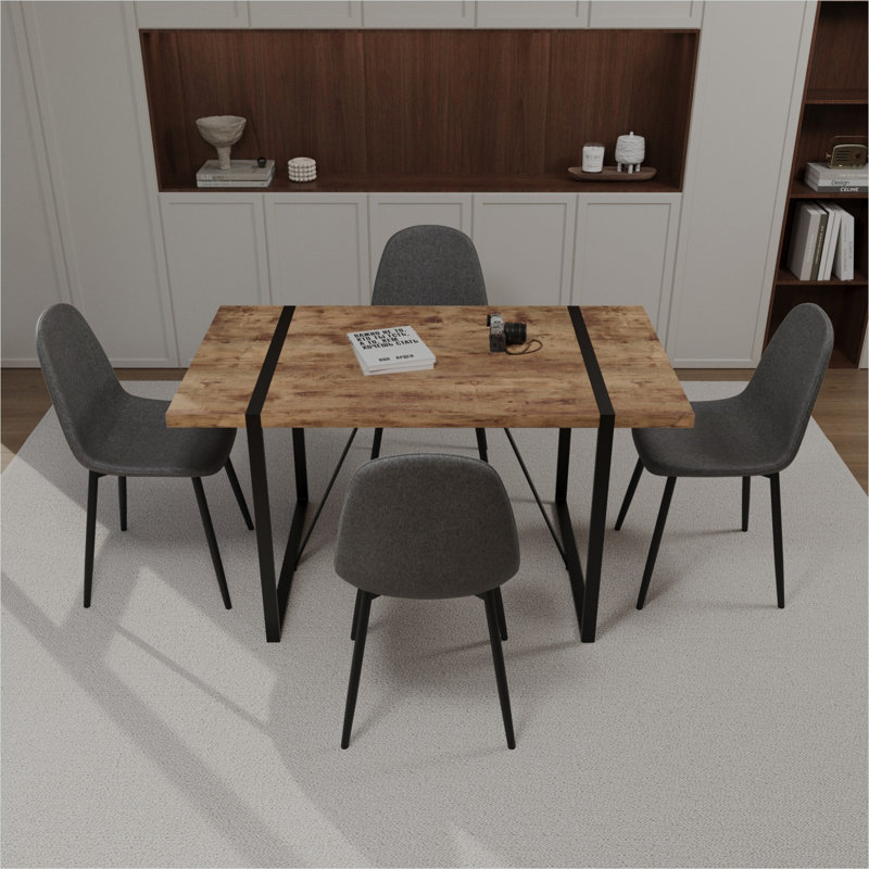 Ensemble de table de salle à manger de 55 pouces pour 4 personnes avec chaises rembourrées grises classiques, base de table rectangulaire en bois aggloméré, brun et noir, ensemble de cuisine de style campagne moderne