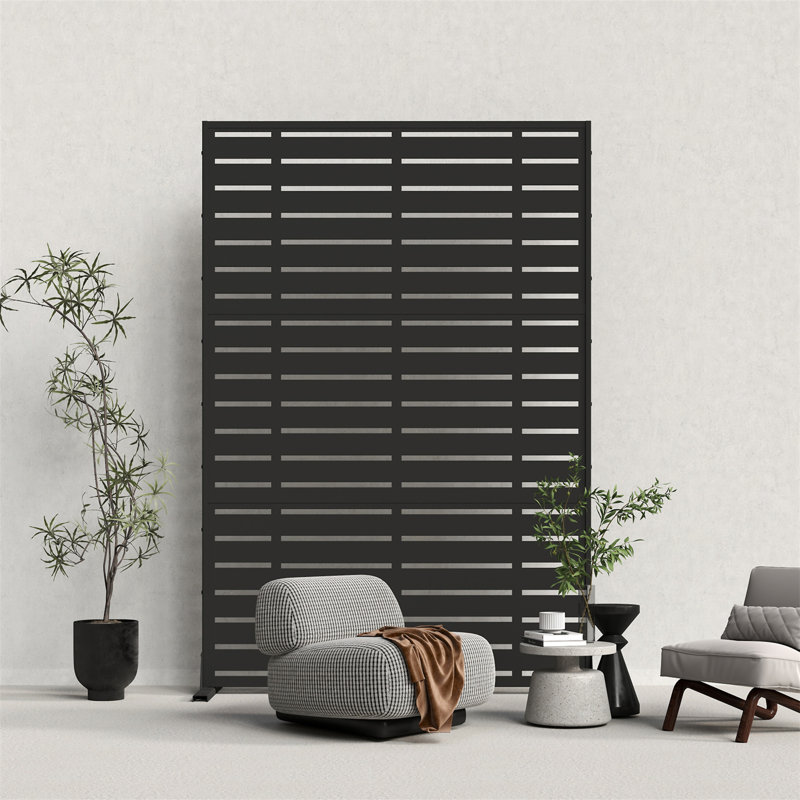 Outdoor Privacy Screen
