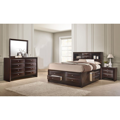 Rodnell 5-2_Kathlyn Storage Platform Bedroom Set