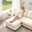 Canapé modulaire en L beige avec 3 sièges, coussin et conception ergonomique confortable pour les espaces de lecture.-1961912666-1961912640