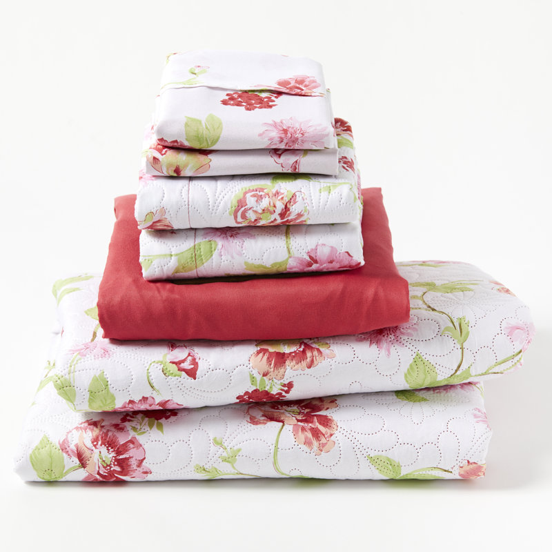 Floral Quilt, King Quilt + 5 Additional Pieces