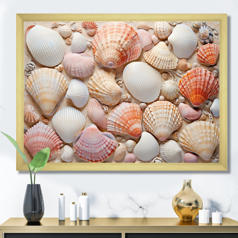Seashell Contemporary Collage, reproduction d'art sur toile, Gold Picture Framed, 24" H x 32" W