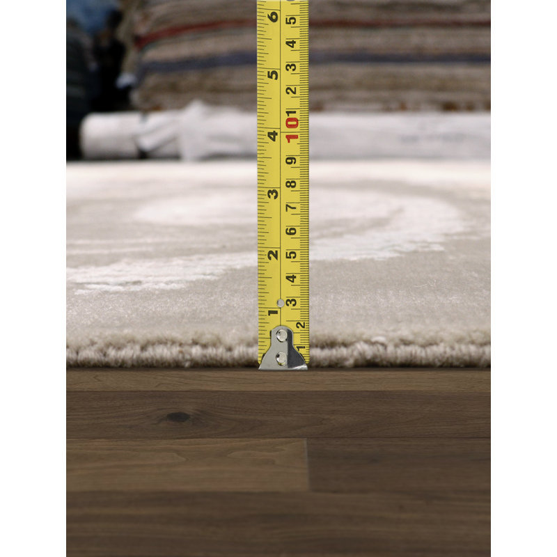 Hand Knotted Wool Abstract Area Rug in Ivory