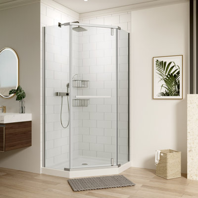 Porte de douche pivotante sans cadre avec finition chromée pour une conception de salle de bain élégante