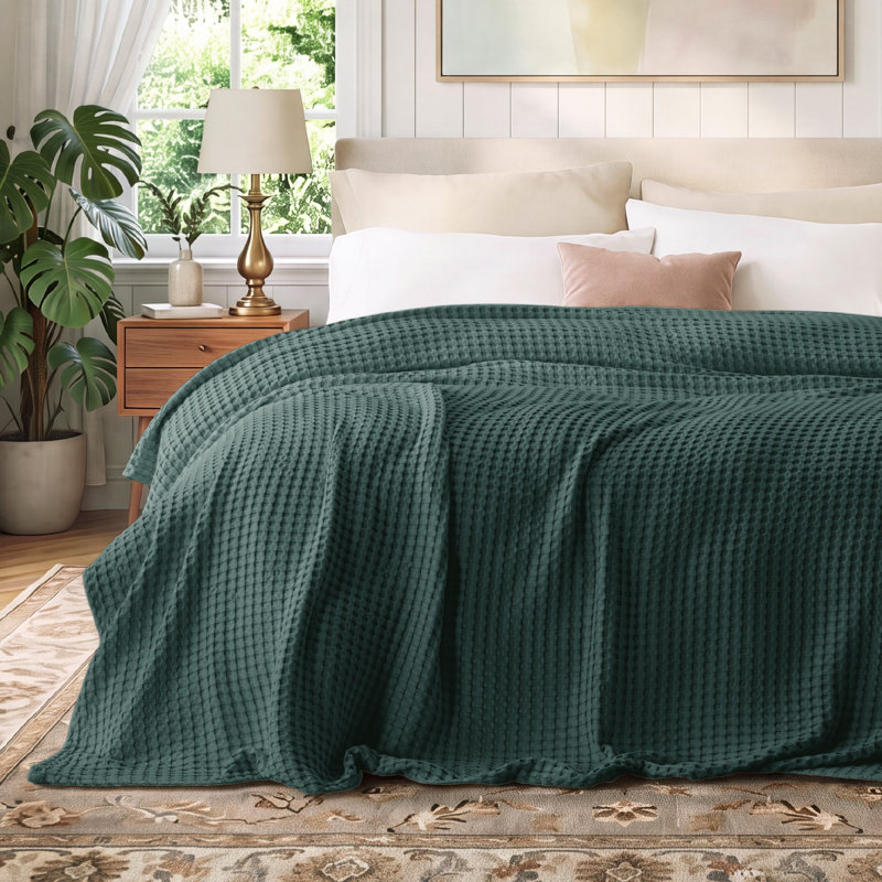 Bedsure 279gsm Cotton & Rayon from Bamboo Waffle Blanket GentleSoft™️, Queen, Mallard Green