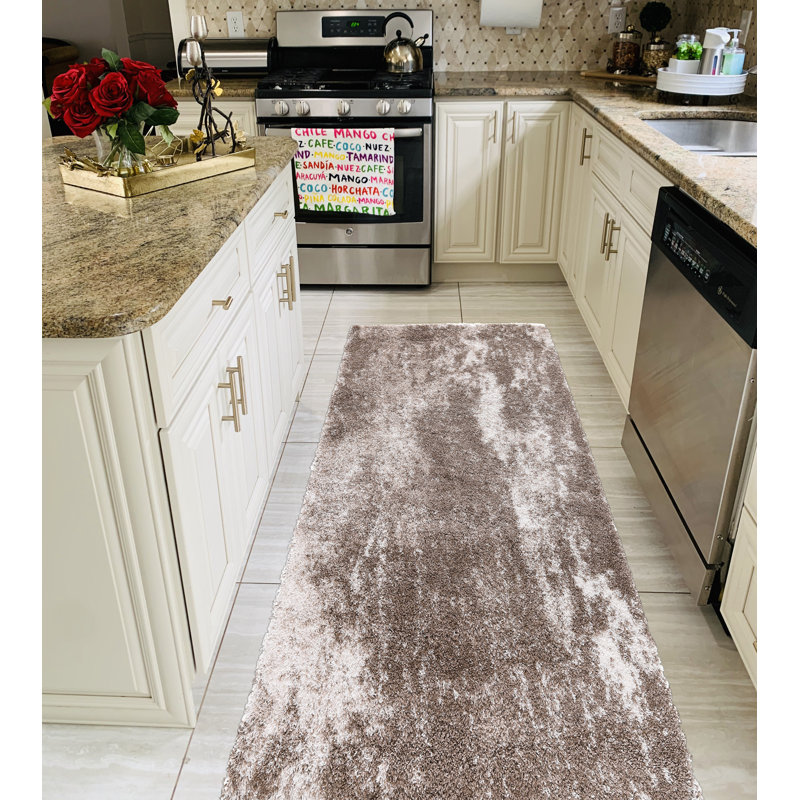 Almelo Performance Abstract Indoor Rug, Runner 2'2" x 6'