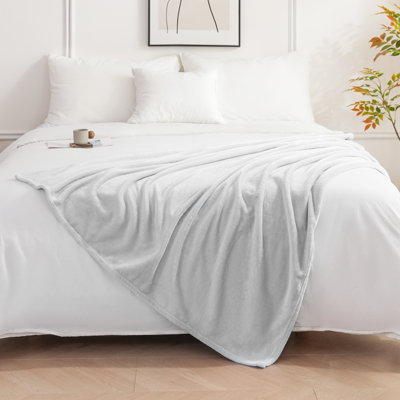 Soft All-Season Reversible Fleece Blanket, 270GSM