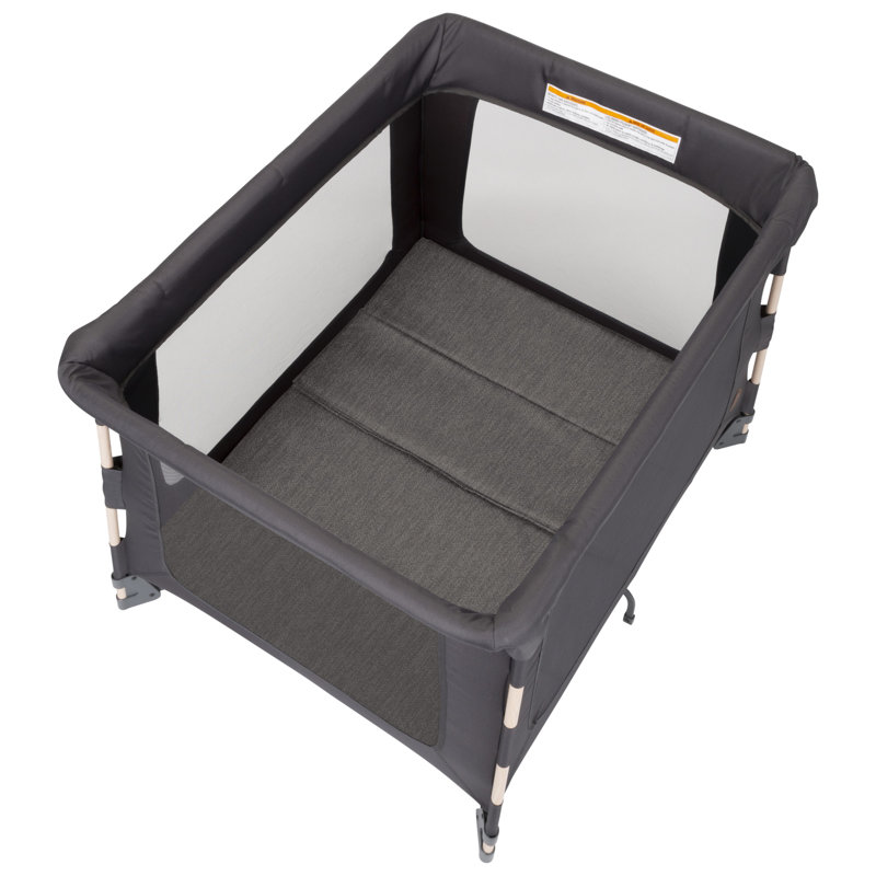Swift Play Yard, Classic Graphite