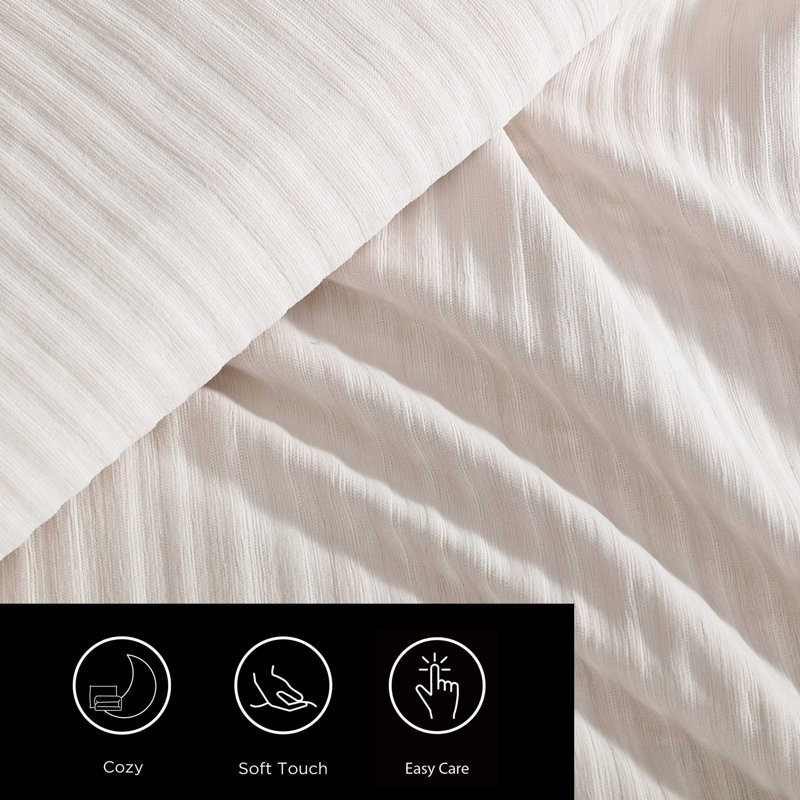 Vera Wang Chenille Beige Reversible Comforter Set, Queen Comforter + 2 Standard Shams