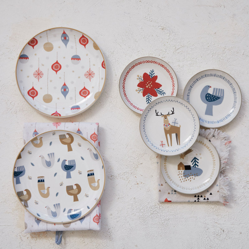 Round Stoneware Plate Set with Holiday Pattern