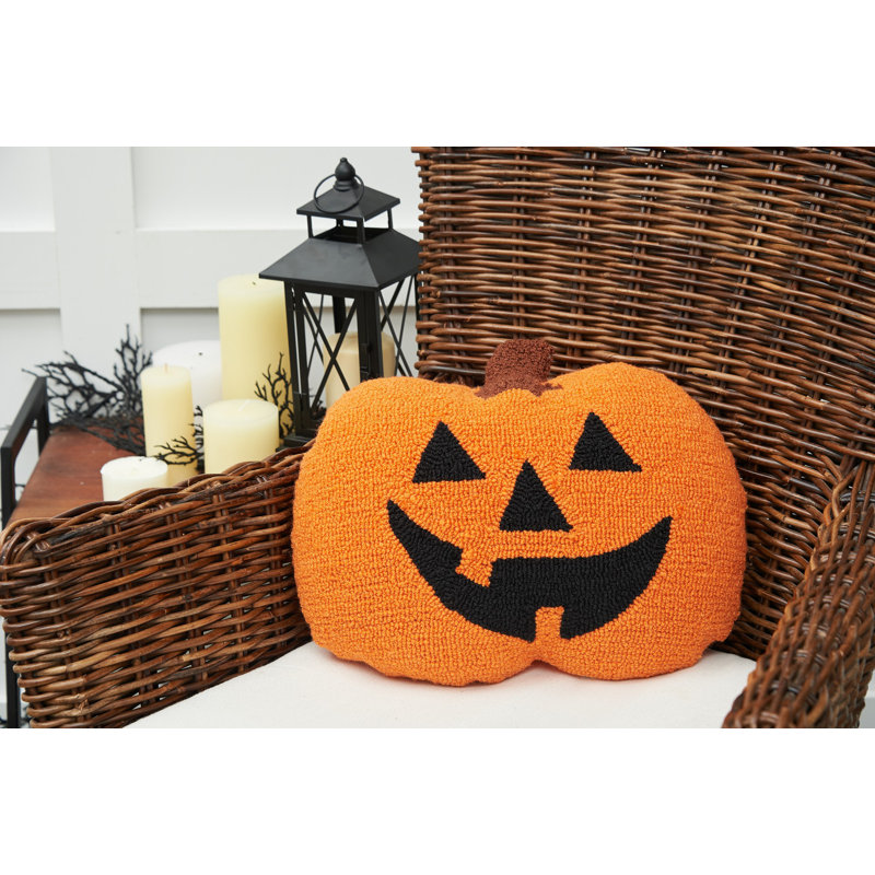 Halloween Hooked Throw Pillow, Pumpkin