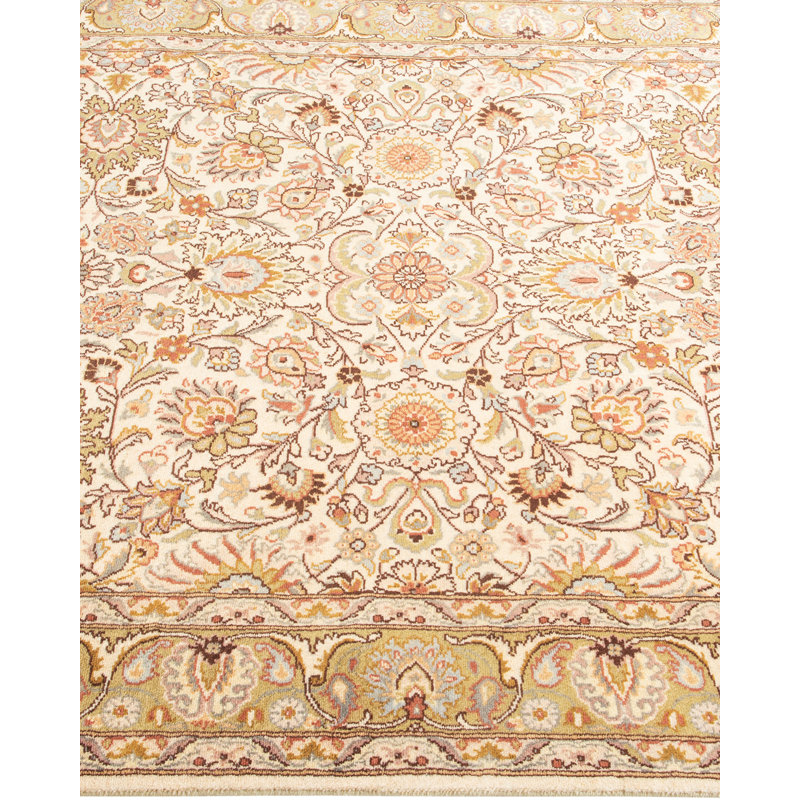 Hand-Knotted Beige Wool Traditional 4' x 6' Area Rug