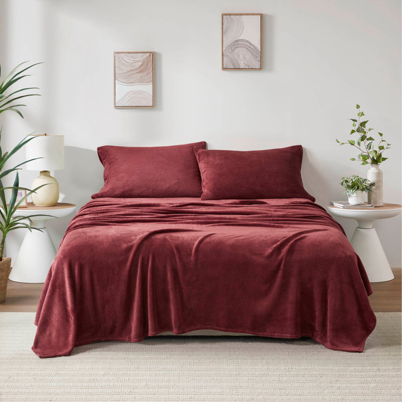 4 PCS Micro Plush Sheet Set, Full Coverlet / Bedspread + 3 Additional Pieces, Burgundy