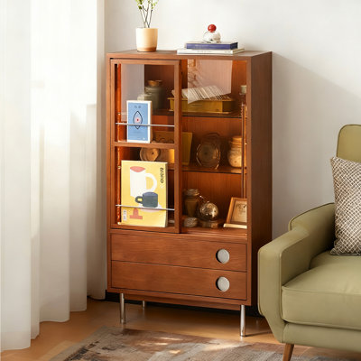 Brun + argent massif + bois manufacturé + acier inoxydable + vitrines