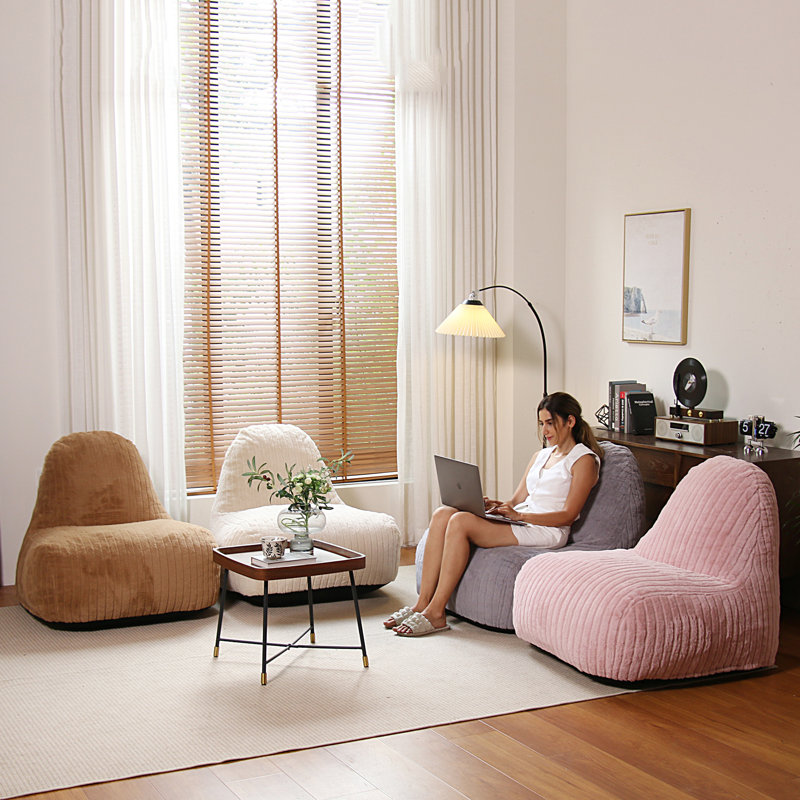 Shell-shaped Bean Bag Chair, Gray Faux Fur