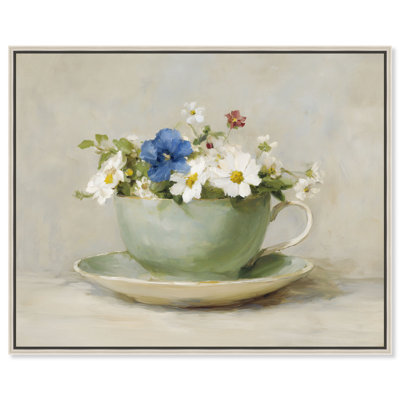 «Cup of Bloom IV», reproduction d'art sur toile encadrée par Art Remedy, cadre argenté, 24 x 20