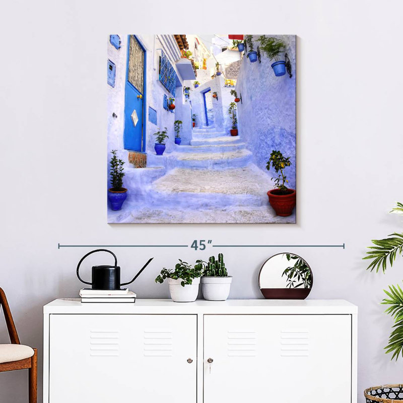 Nicci Moroccan Stairs