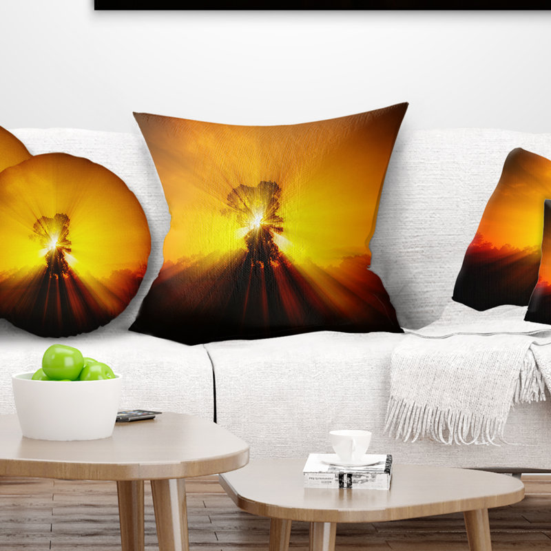 Coussin Landscape Shadows of Trees, 18 po x 18 po, Coussin décoratif