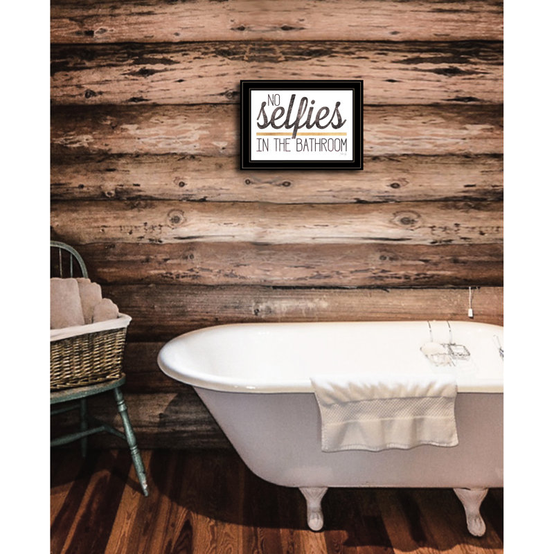 «S No Selfies In Bathroom, prêt à accrocher, impression de 21,01 po de profondeur, 14,74 po de hauteur, cadre d'impression sur papier multicolore, 15 po et 21 po